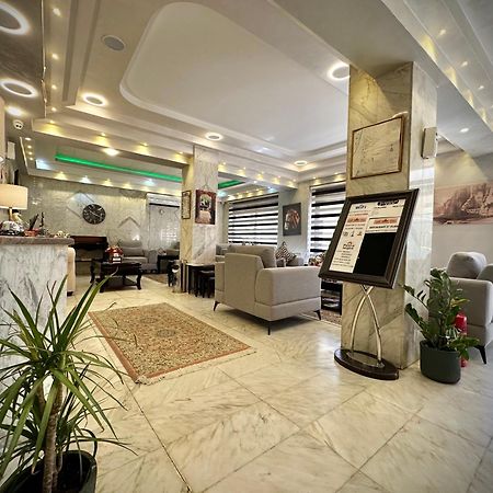 Anbat Midtown Hotel Wadi Musa Bagian luar foto