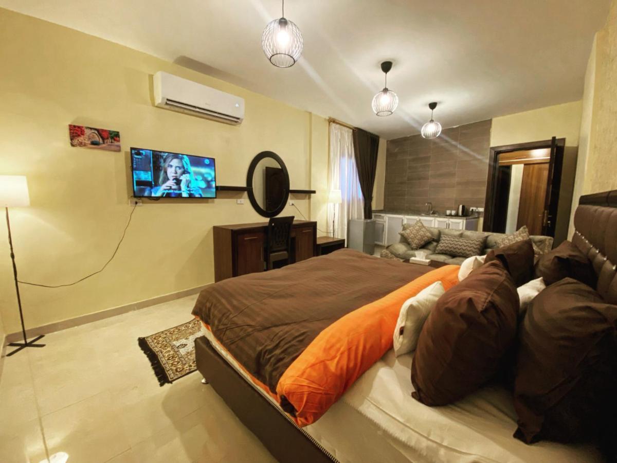 Anbat Midtown Hotel Wadi Musa Bagian luar foto