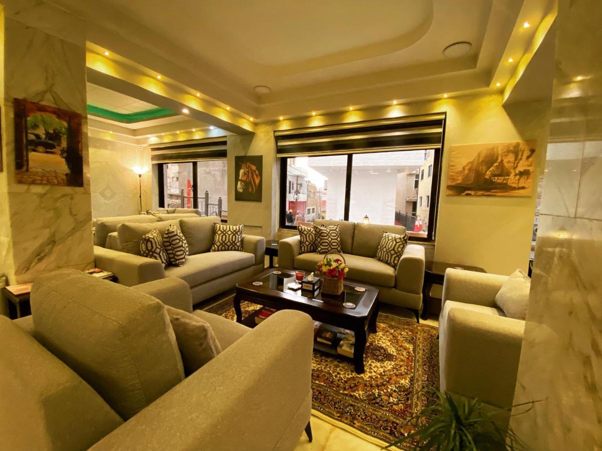 Anbat Midtown Hotel Wadi Musa Bagian luar foto