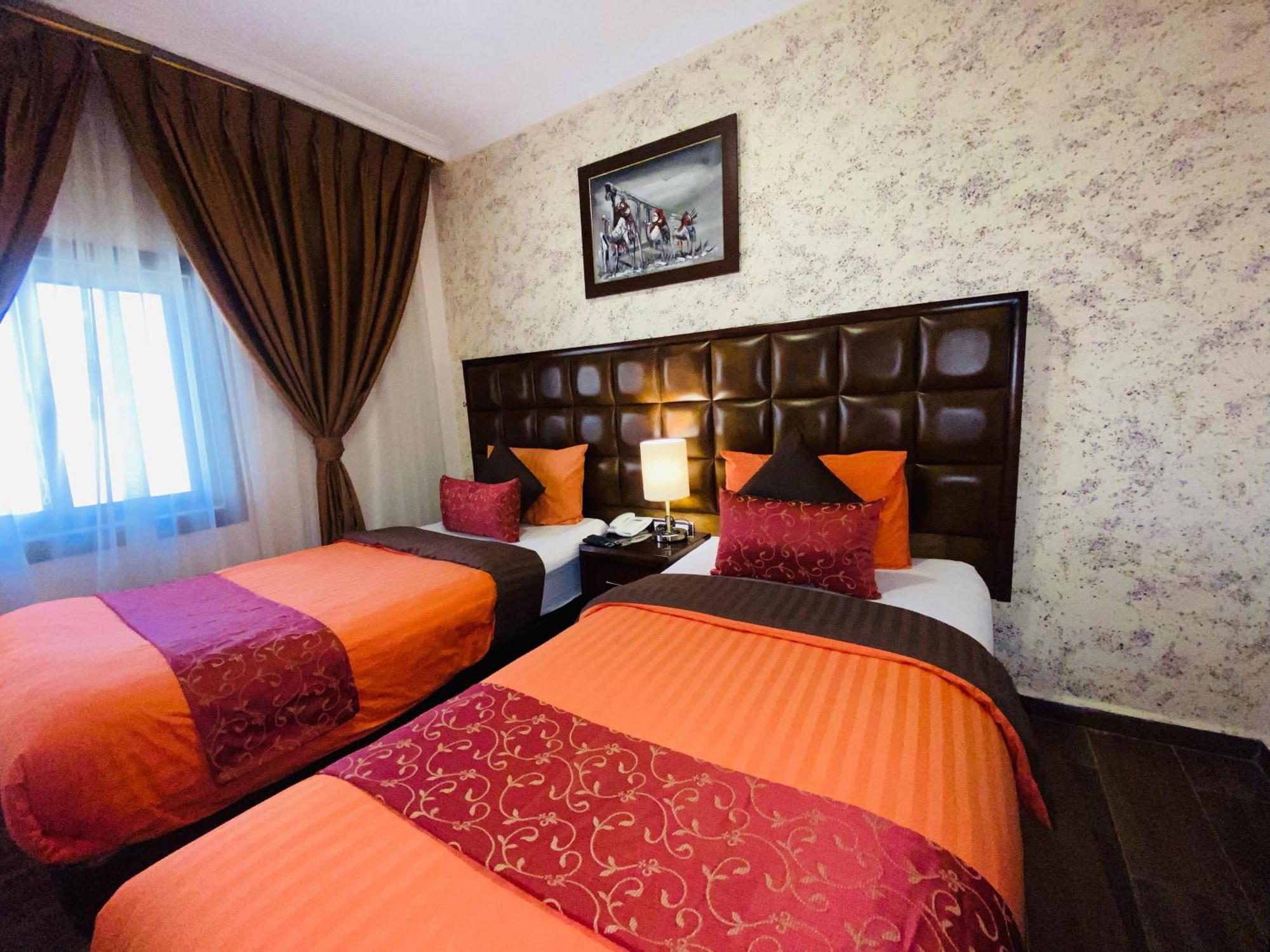 Anbat Midtown Hotel Wadi Musa Bagian luar foto